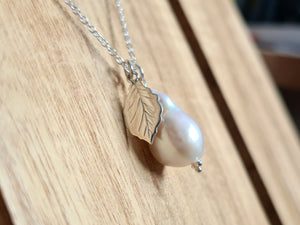 White Baroque Pearl Pendant